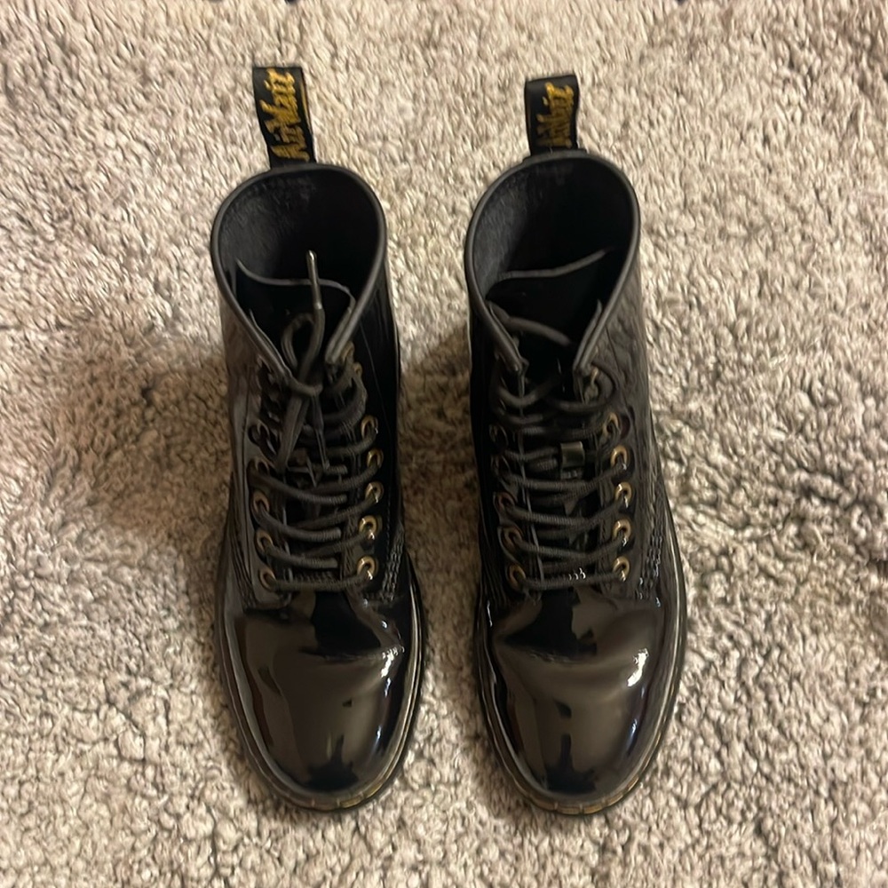 Women’s Doc Marten 1460 Boots
